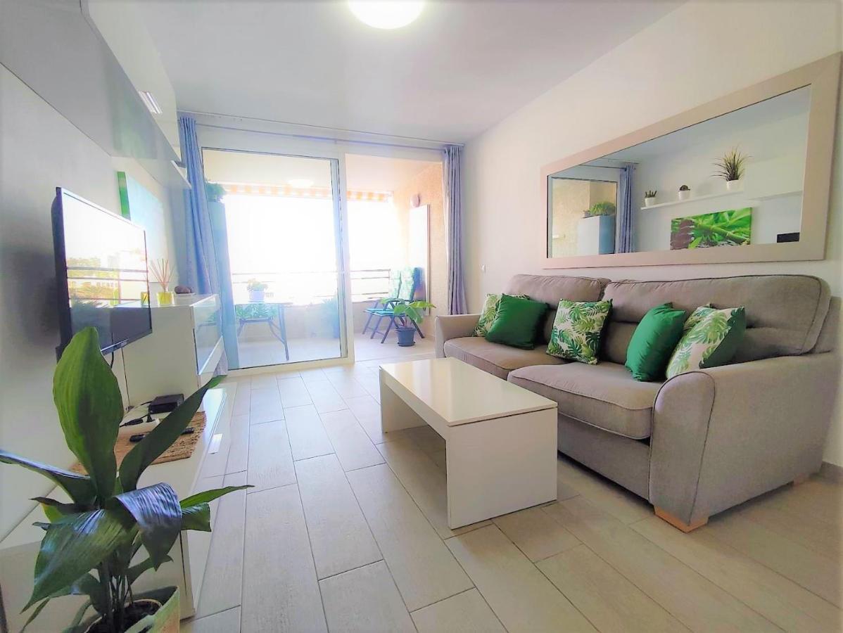 Appartement Valdes Center Los Cristianos à Los Cristianos  Extérieur photo